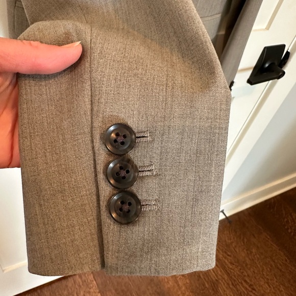 Banana Republic tailored blazer - Picture 4 of 7